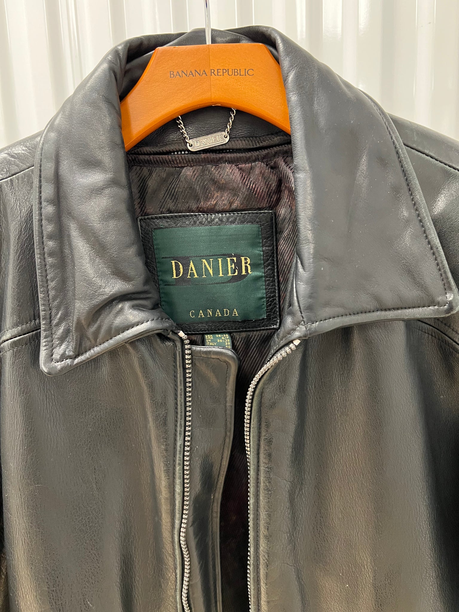 Danier top bomber jacket